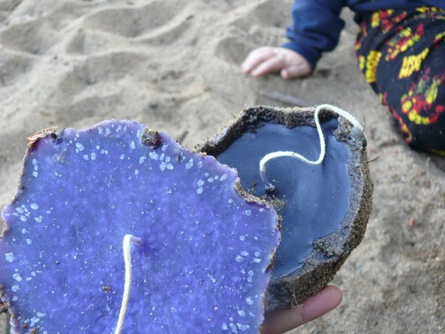 Things-To-Do-At-The-Beach-Sand-Candles