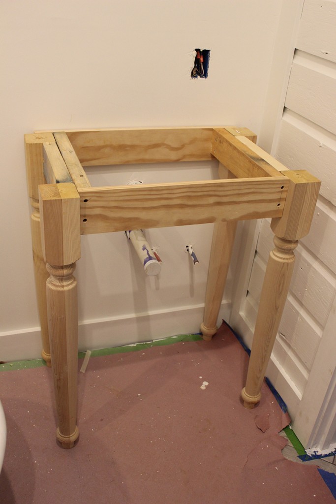 diy-farmhouse-table-vanity