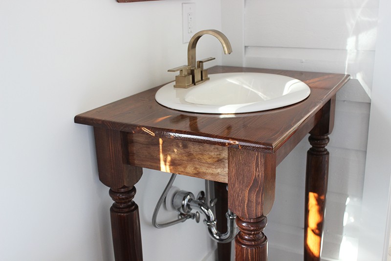 farmhouse-table-bathroom-vanity